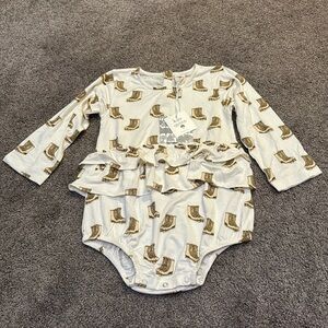 Kate Quinn Ice Skates Double Ruffle Bubble